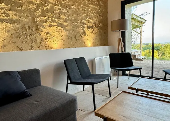 Hameau De - De Luxe &