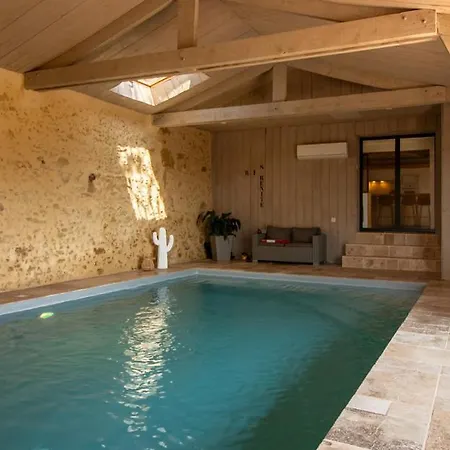 Hameau De - De Luxe & Semesterbostad Pallanne