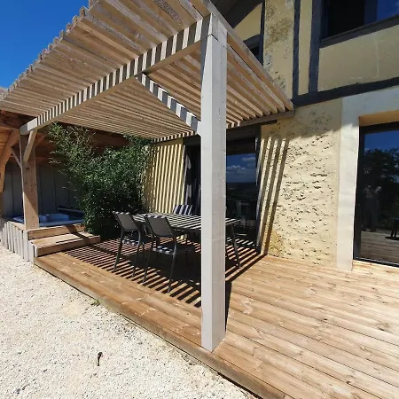 Hameau De - De Luxe & *