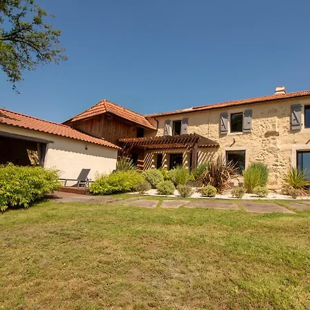 Hameau De - De Luxe & Holiday home
